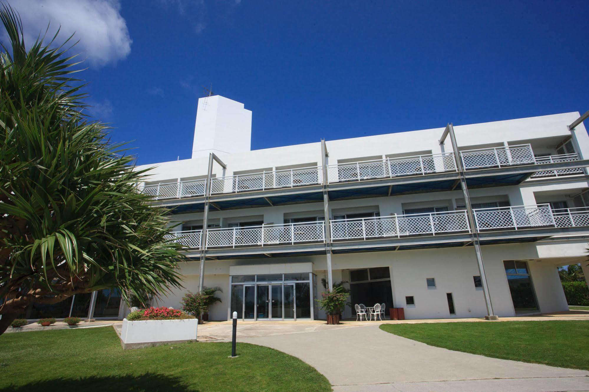 Yyy Club Ie Resort Ie Exterior foto